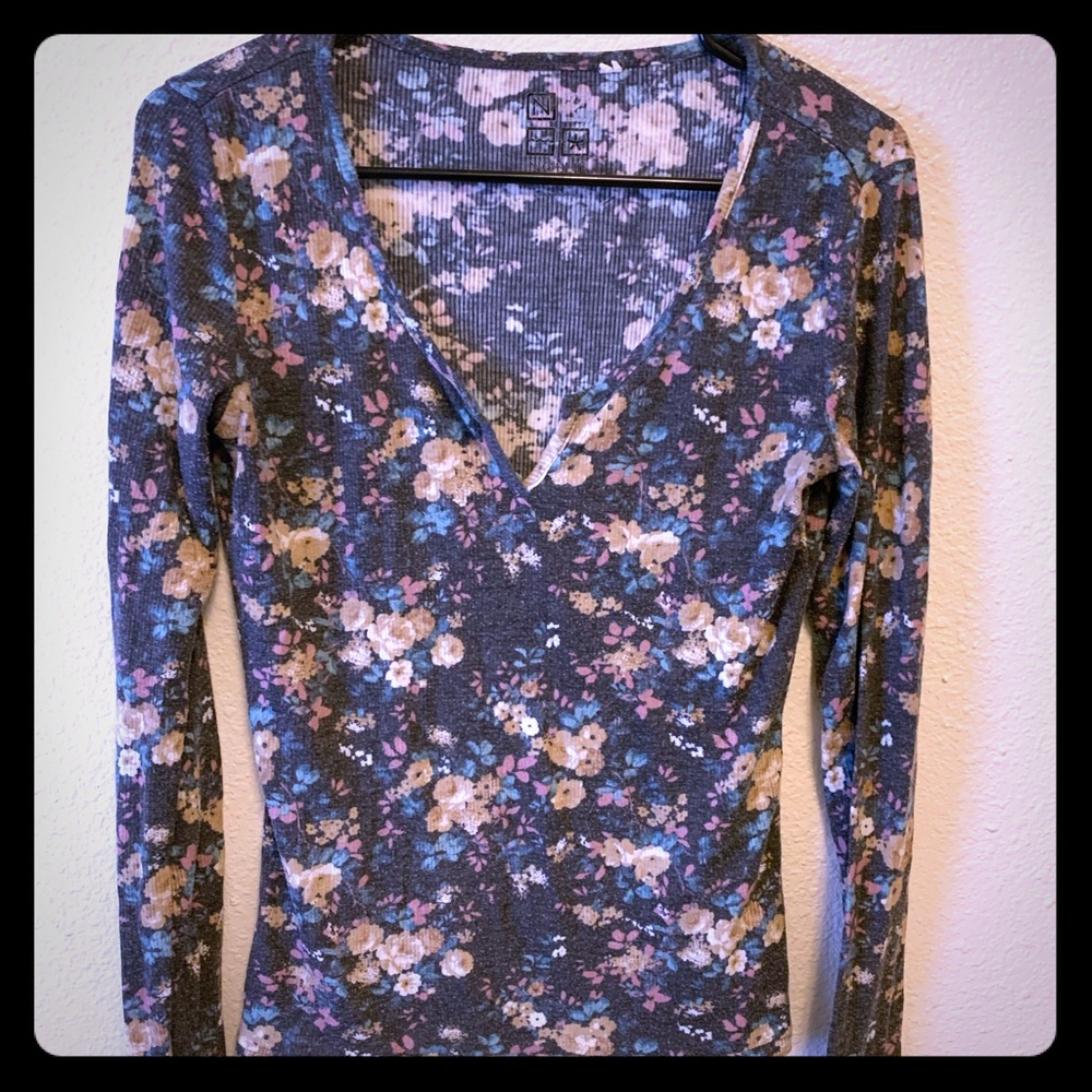 Women’s Floral Longsleeve Shirt